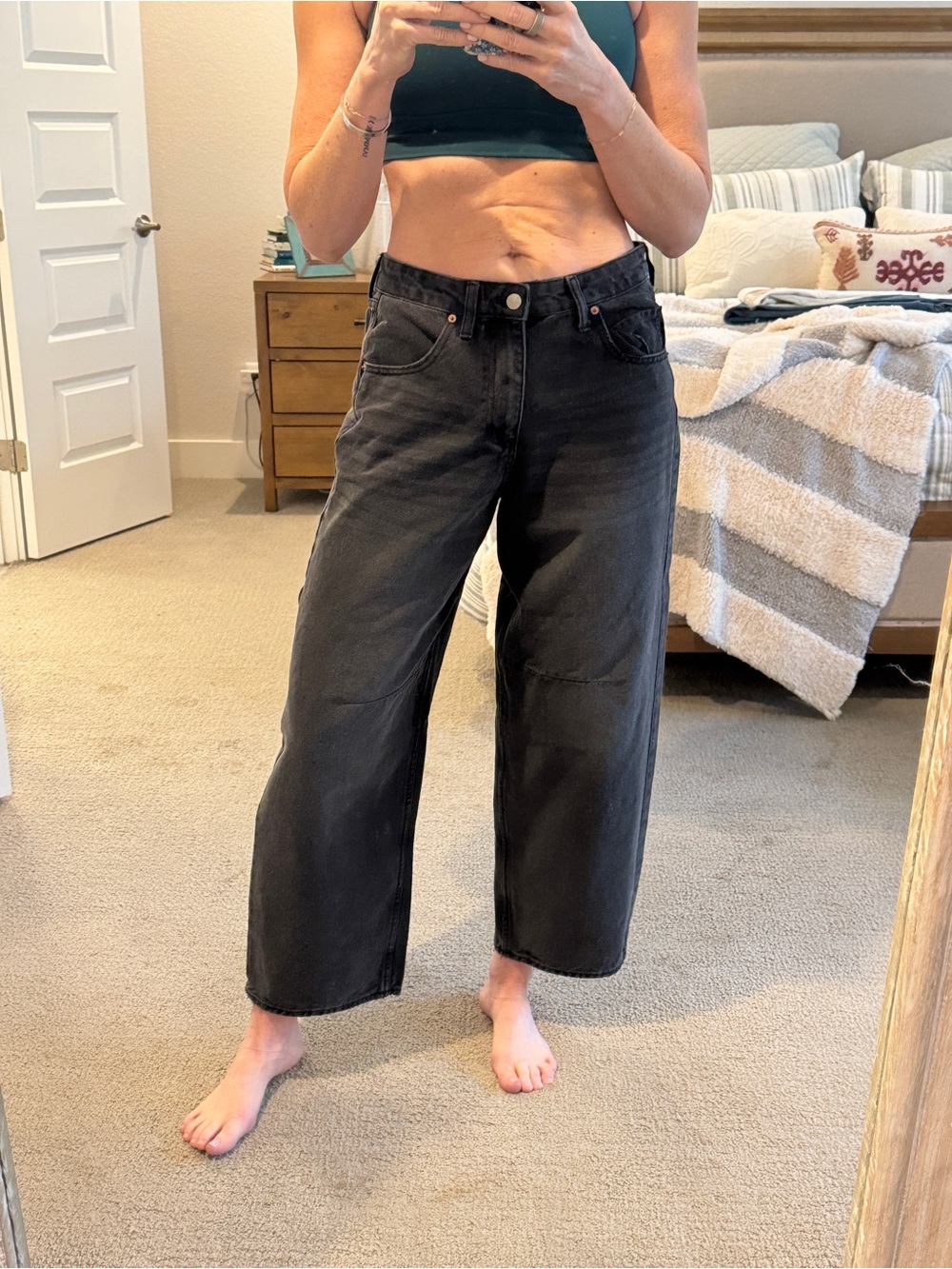 S.O.N.G High-Waist Relaxed Black Denim Barrel Jeans - Size 29 - Picture 8 of 11